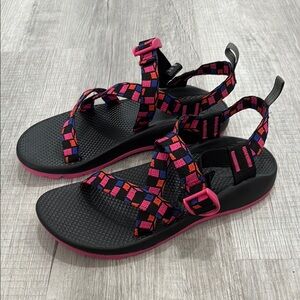 Chaco Z/1 Ecotread - Cubit Magenta // Adjustable Ankle // Kids Size 6 Sandal